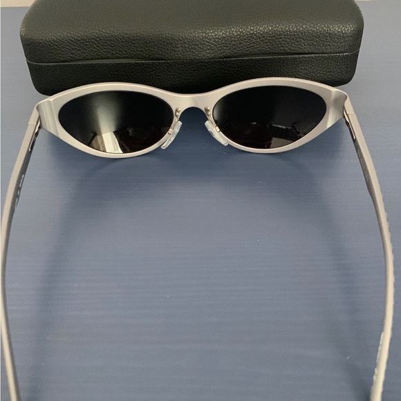 Balenciaga sunglasses Novelty - Picture 4 of 9
